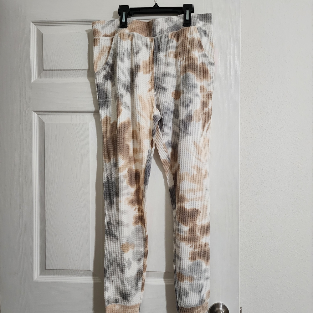 Secret Treasures Women's Tie-Dye Pajama Pants - Brown and Gray Size L NWT!!!